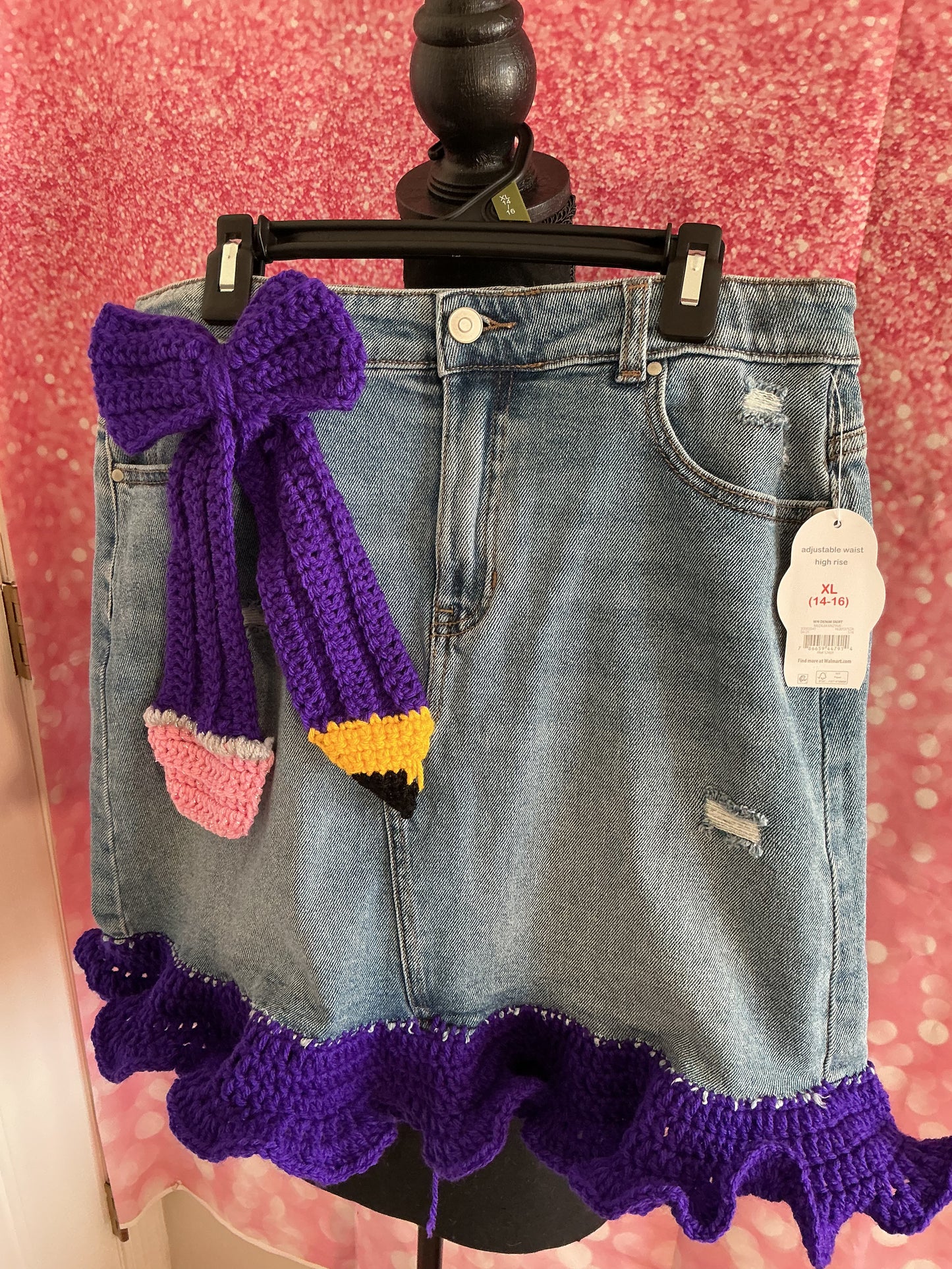 Denim & crochet child’s skirt and pencil hair bow set